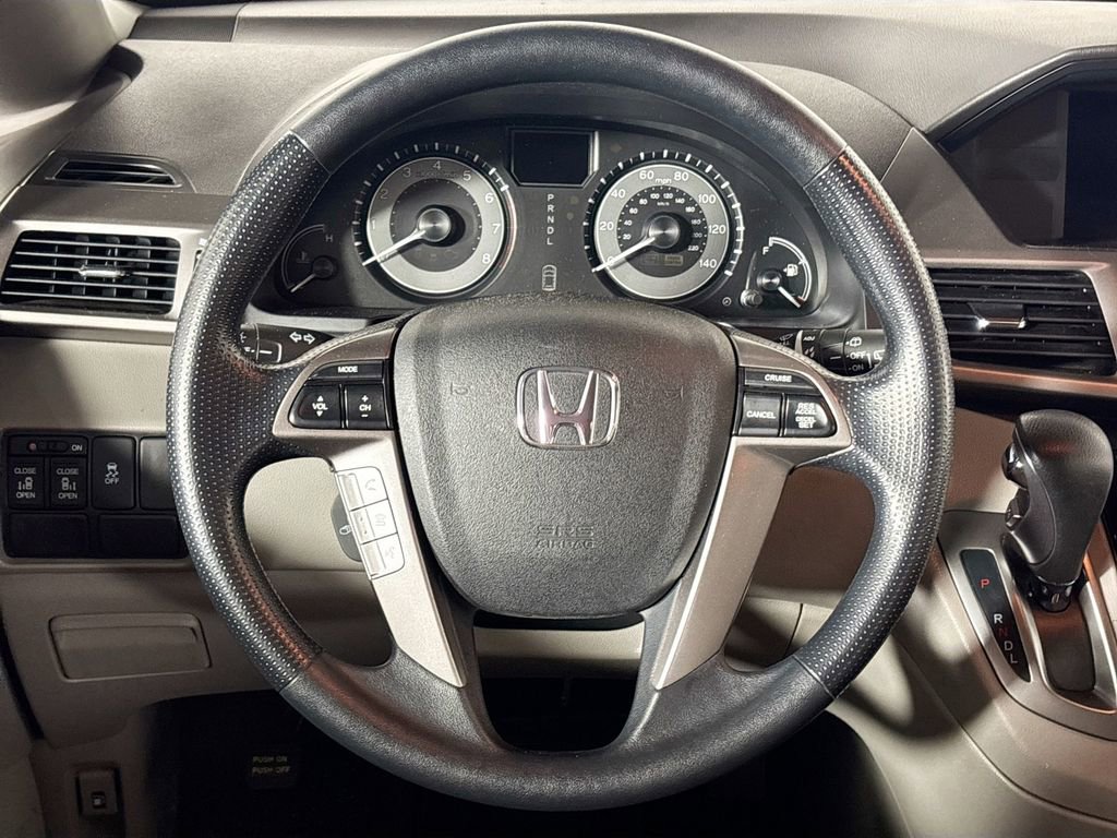 Used 2016 Honda Odyssey SE image 13