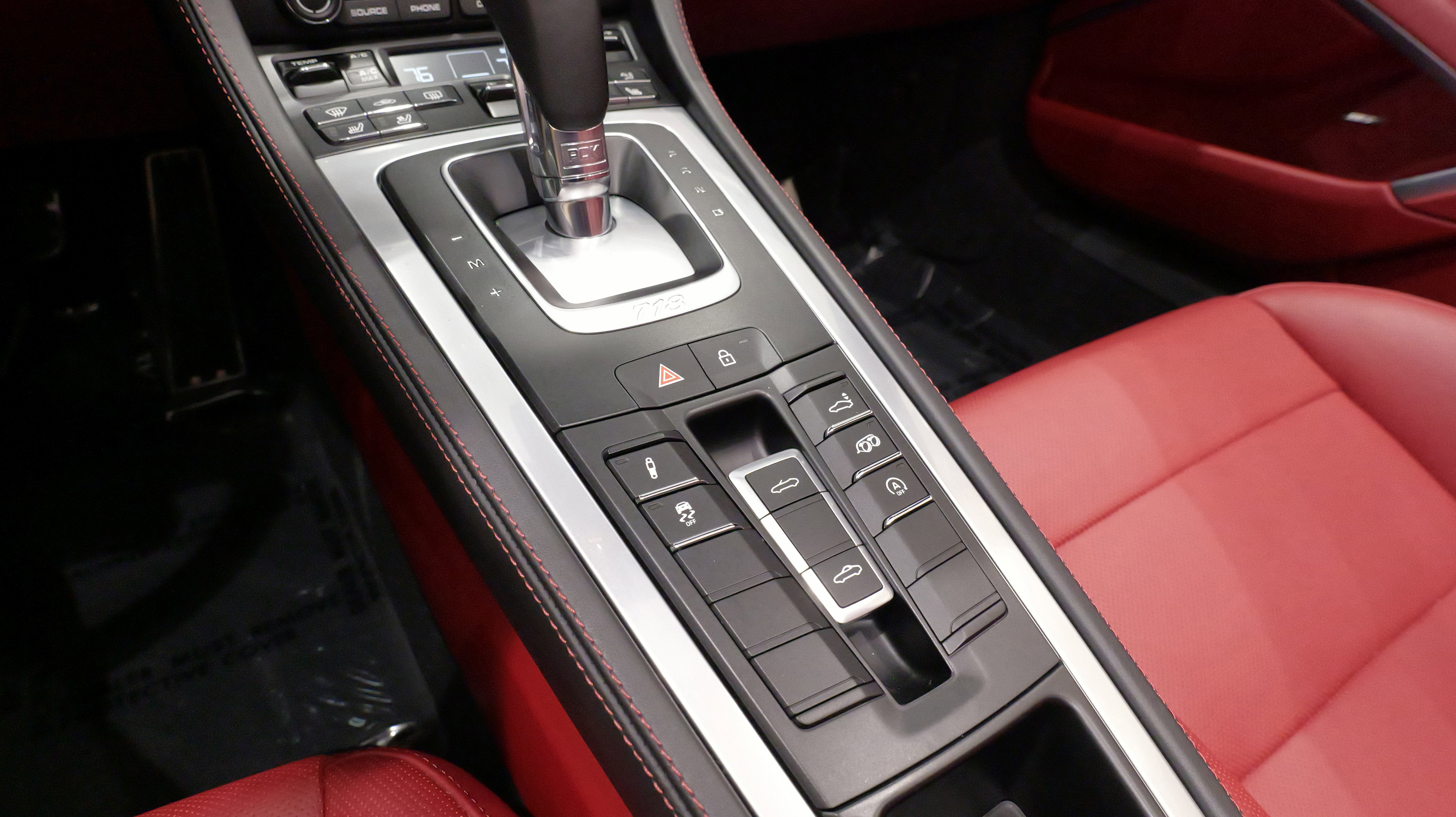 Used 2024 Porsche 718 Boxster S image 49