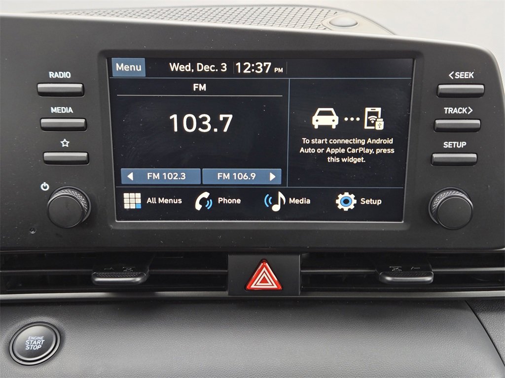 Used 2025 Hyundai Elantra Sport image 13