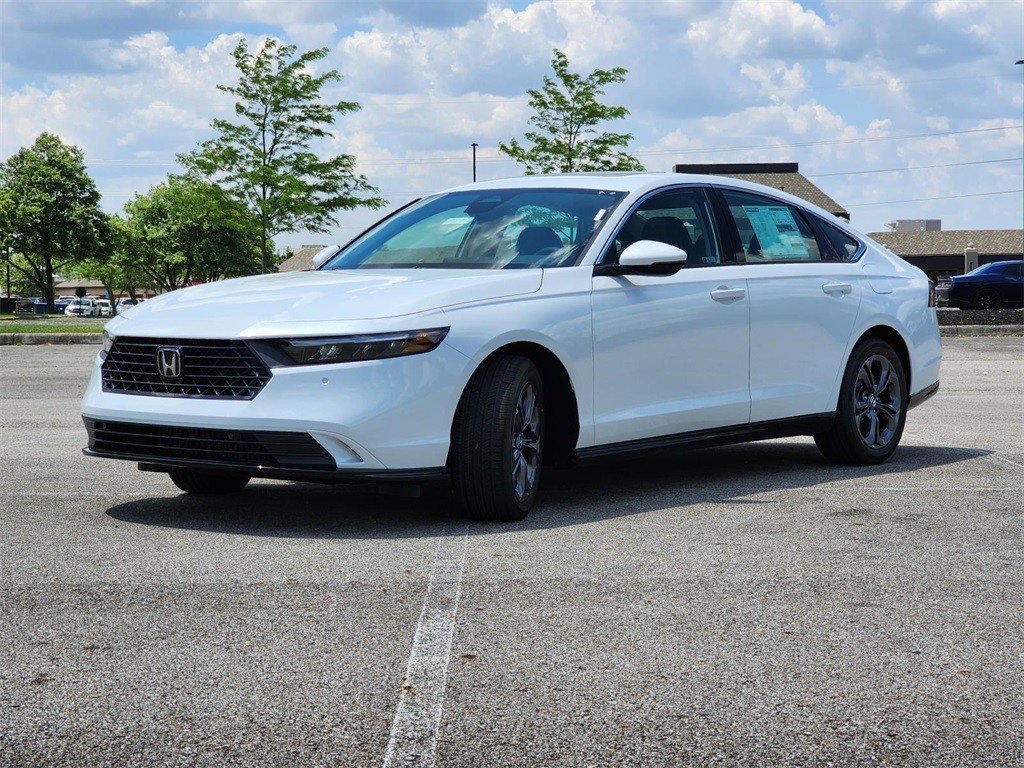 Used 2024 Honda Accord EX-L image 10