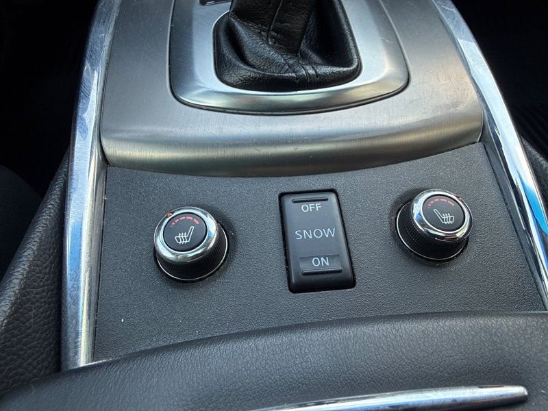 Used 2013 INFINITI G37 x Sedan w/ Premium Pkg AWD/4WD image 29