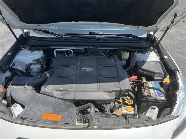 Used 2017 Subaru Outback 3.6R Limited AWD/4WD image 14