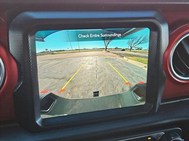 Used 2023 Jeep Gladiator Rubicon w/ LED Lighting Group image 15