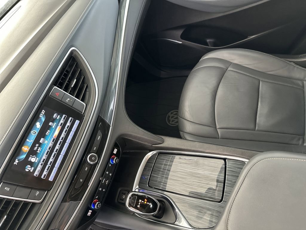 Used 2018 Buick Enclave Essence w/ Trailering Package image 25