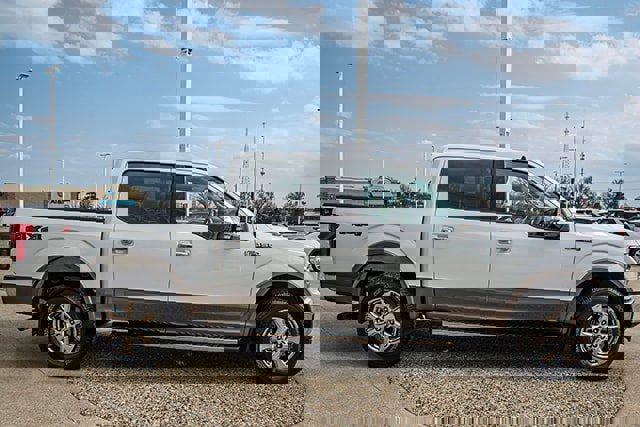 Used 2020 Ford F150 Lariat w/ Equipment Group 502A Luxury image 6