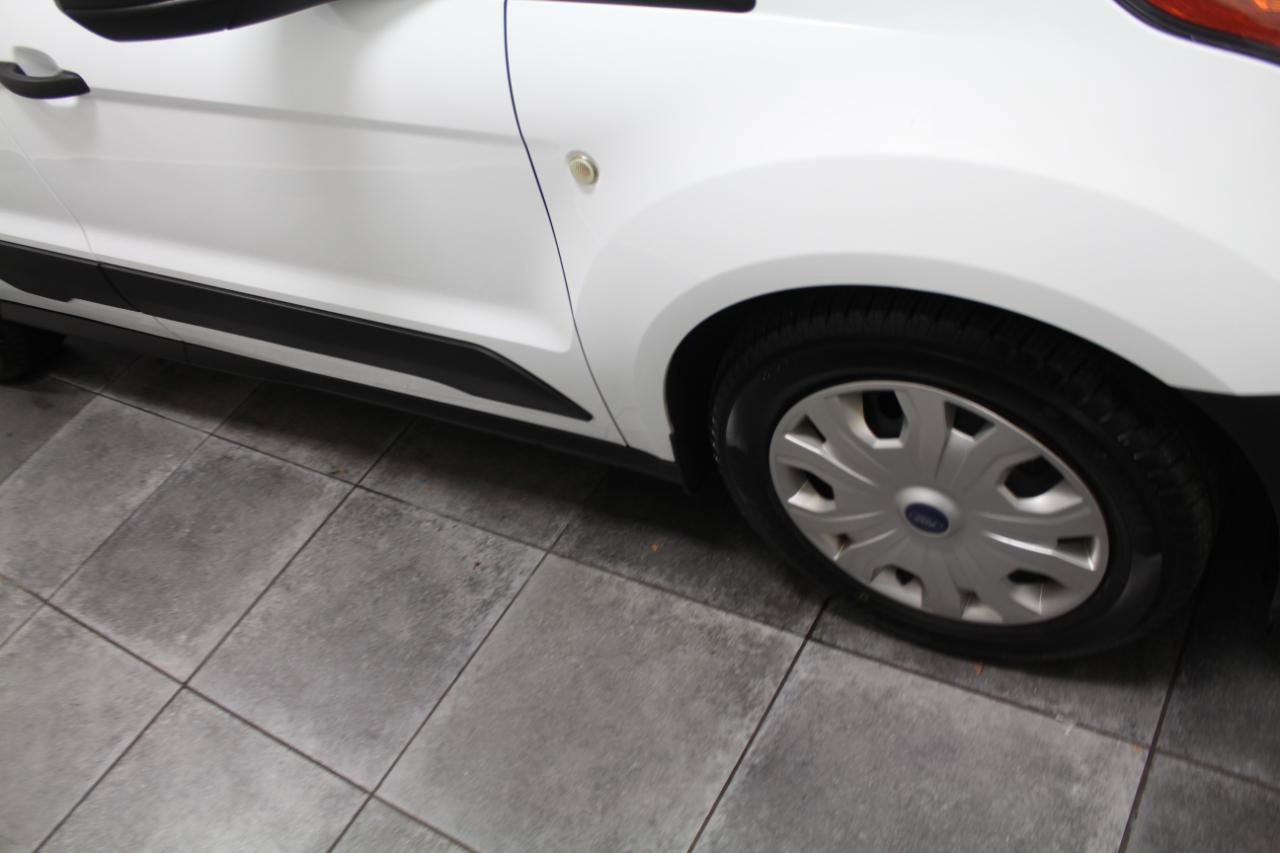 Used 2020 Ford Transit Connect XL image 34