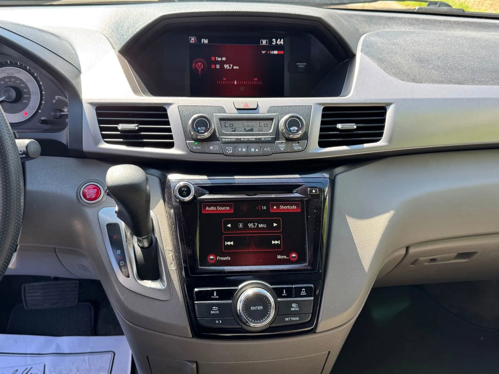 Used 2015 Honda Odyssey EX image 19