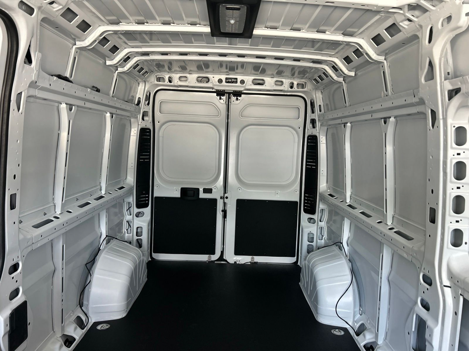 New 2026 RAM ProMaster 2500 w/ Advanced Safety Group FWD image 27