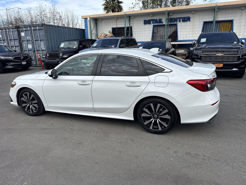 Used 2023 Honda Civic EX image 6