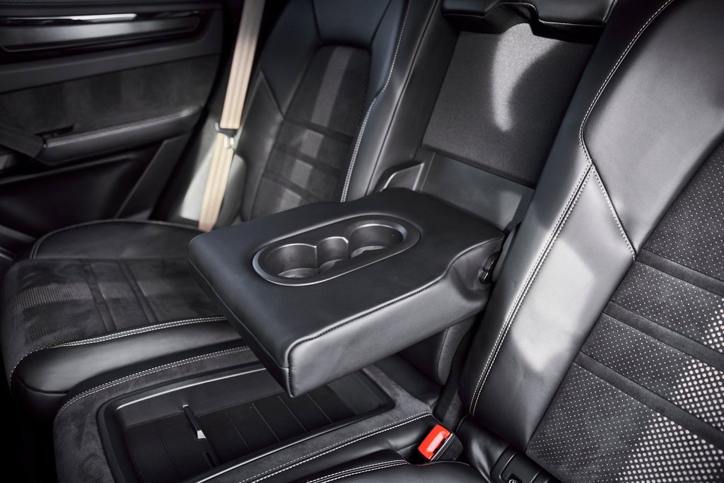 Used 2023 Porsche Cayenne Turbo GT image 53