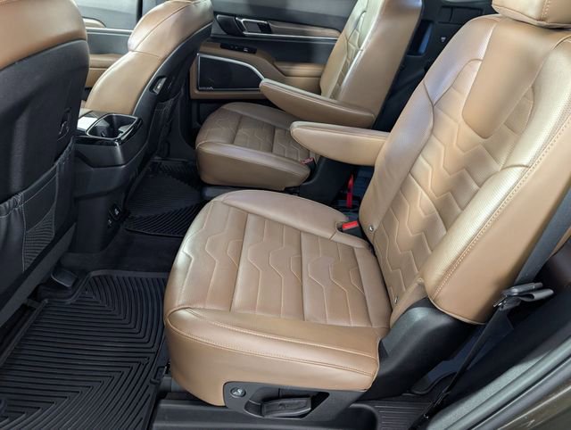 Used 2021 Kia Telluride SX w/ SX Prestige Package image 28