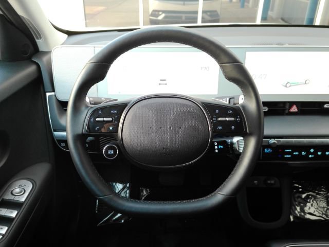 Used 2024 Hyundai Ioniq 5 SEL RWD image 32