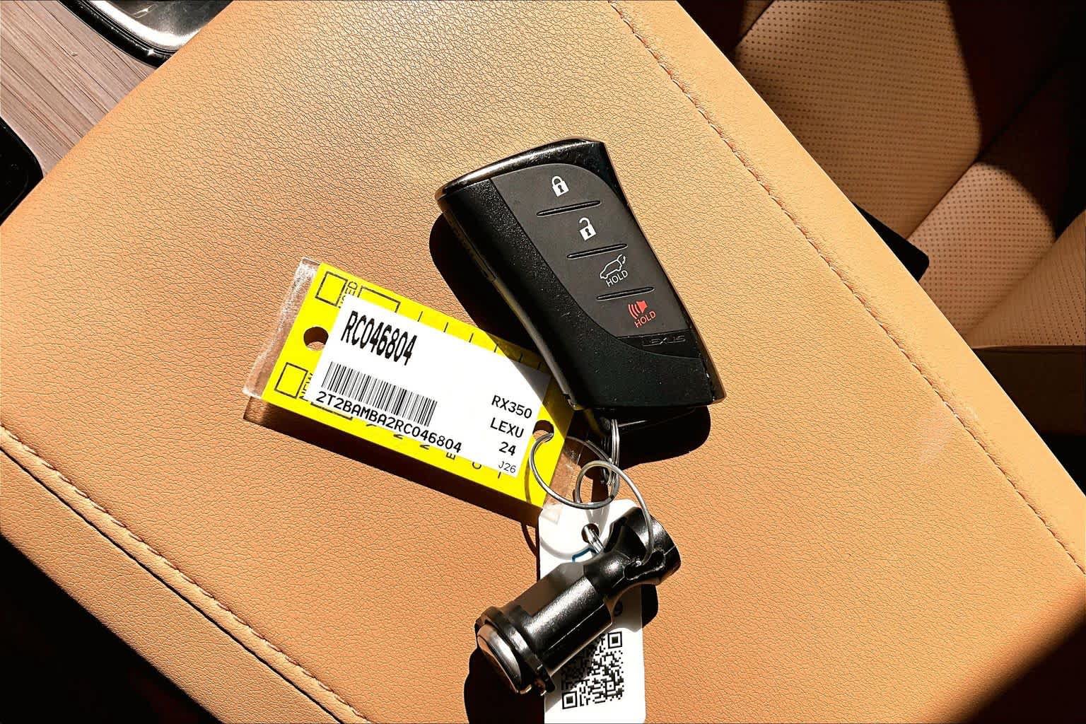 Used 2024 Lexus RX 350 Premium w/ Accessory Package (Z1) FWD image 15