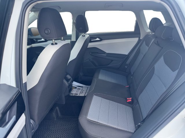 New 2026 Volkswagen Taos S FWD image 10