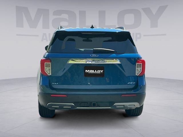 Used 2022 Ford Explorer XLT w/ Equipment Group 202A AWD/4WD image 4