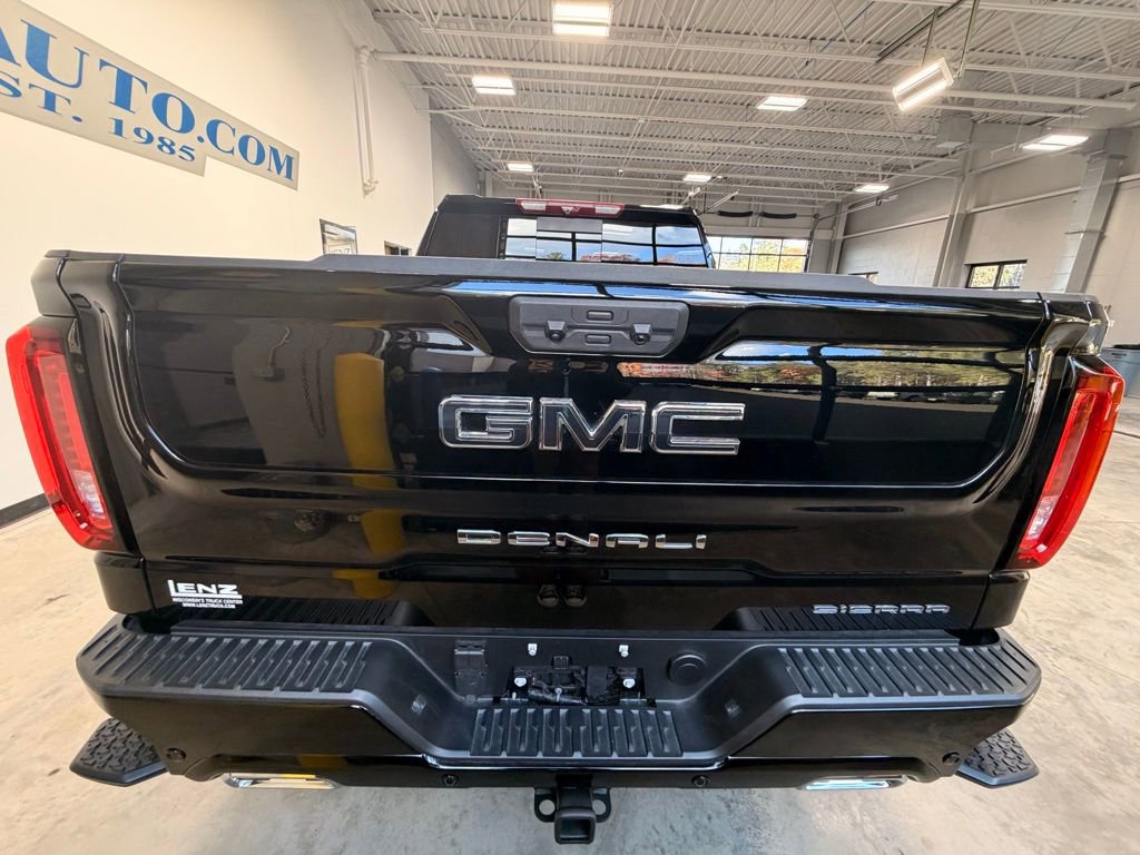 Used 2025 GMC Sierra 1500 Denali Ultimate image 6