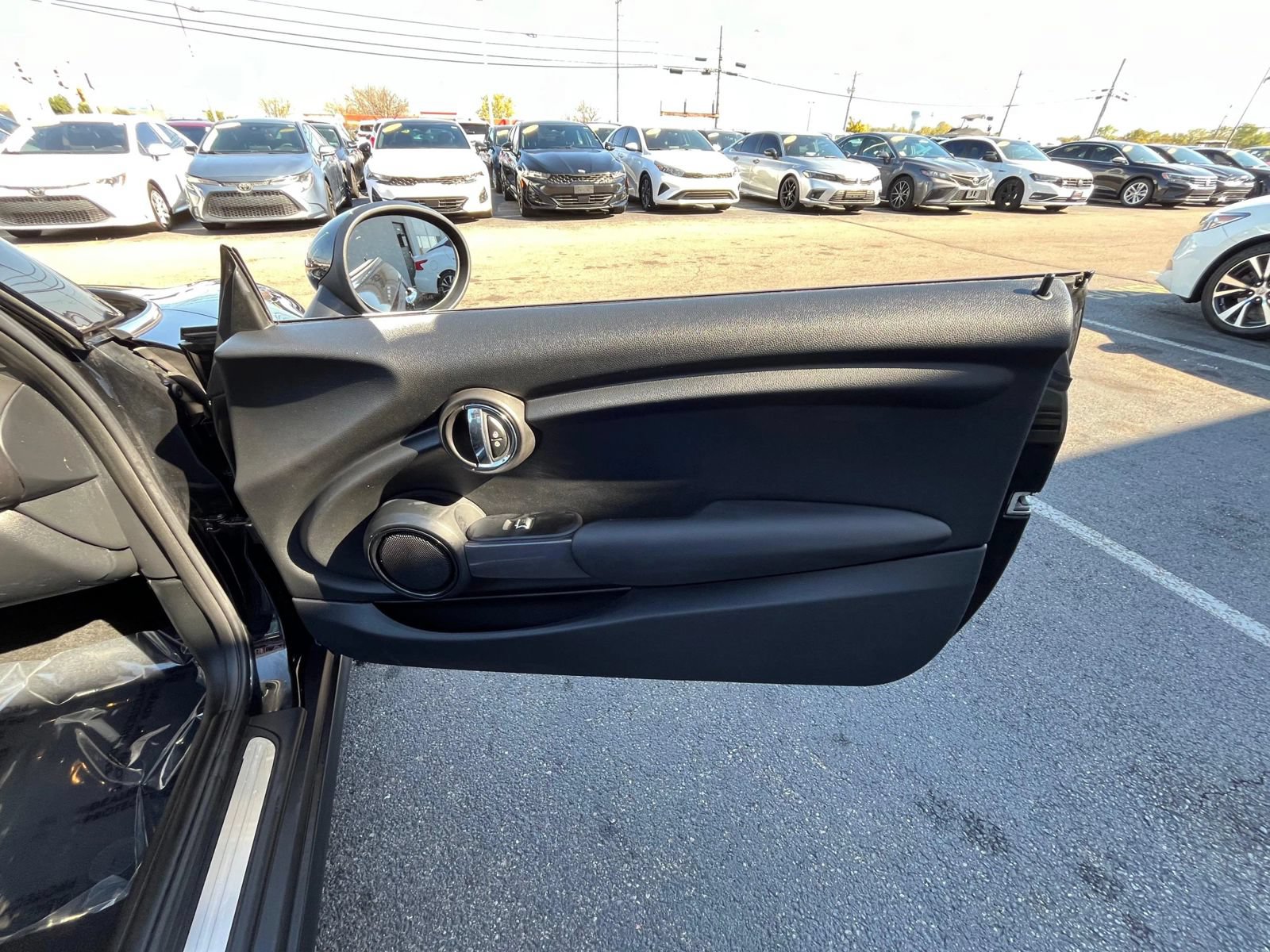 Used 2016 MINI Cooper Convertible FWD image 42