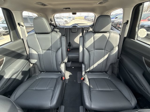 Used 2026 Subaru Ascent Touring AWD/4WD image 23