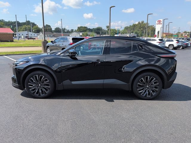 Certified 2026 Toyota C-HR AWD/4WD image 4