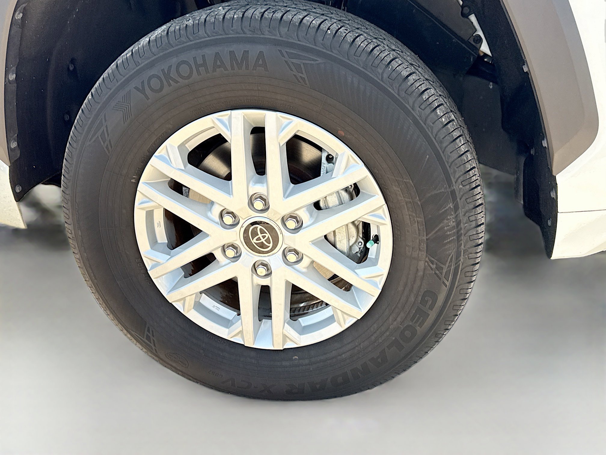 Used 2023 Toyota Tundra SR5 w/ SR5 Premium Package image 39