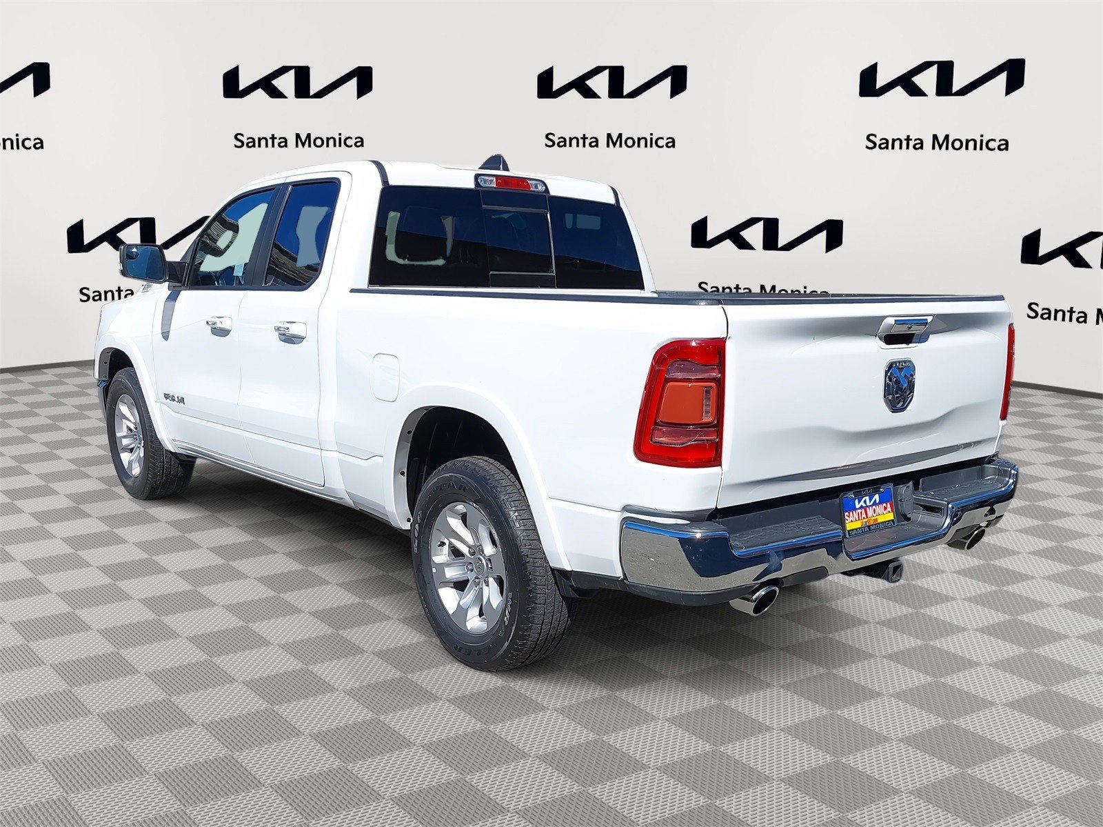 Used 2020 RAM 1500 Laramie image 7
