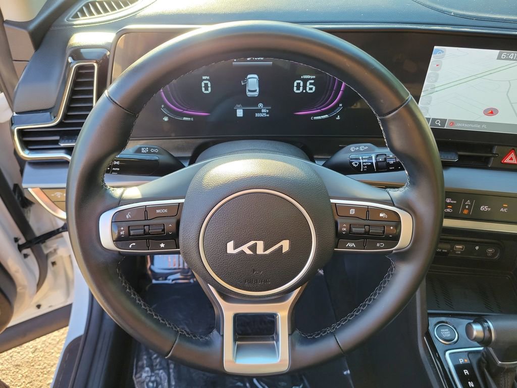 Used 2024 Kia Sportage EX image 20