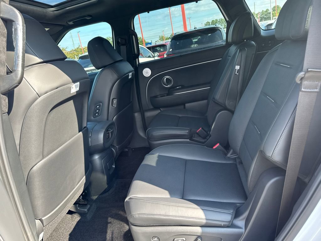 New 2026 Hyundai Palisade Calligraphy FWD image 12