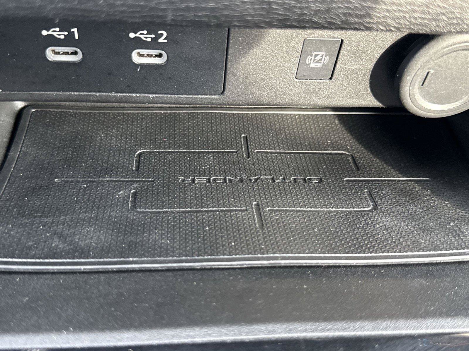 Used 2025 Mitsubishi Outlander SE AWD/4WD image 37