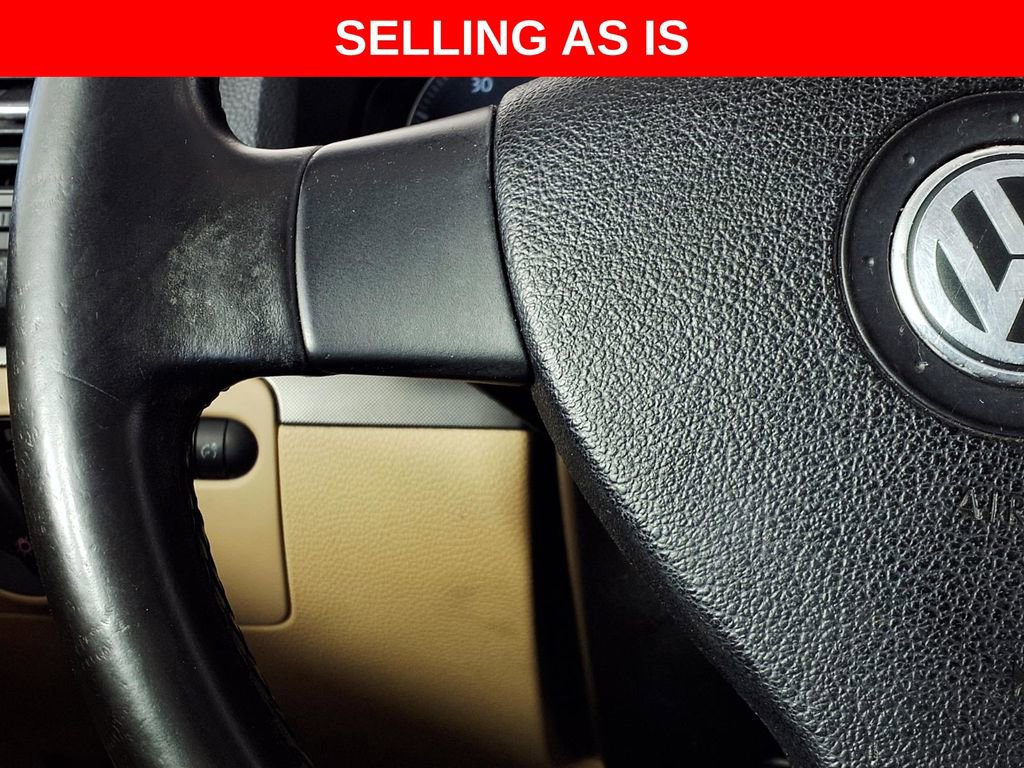 Used 2009 Volkswagen Jetta SE image 18