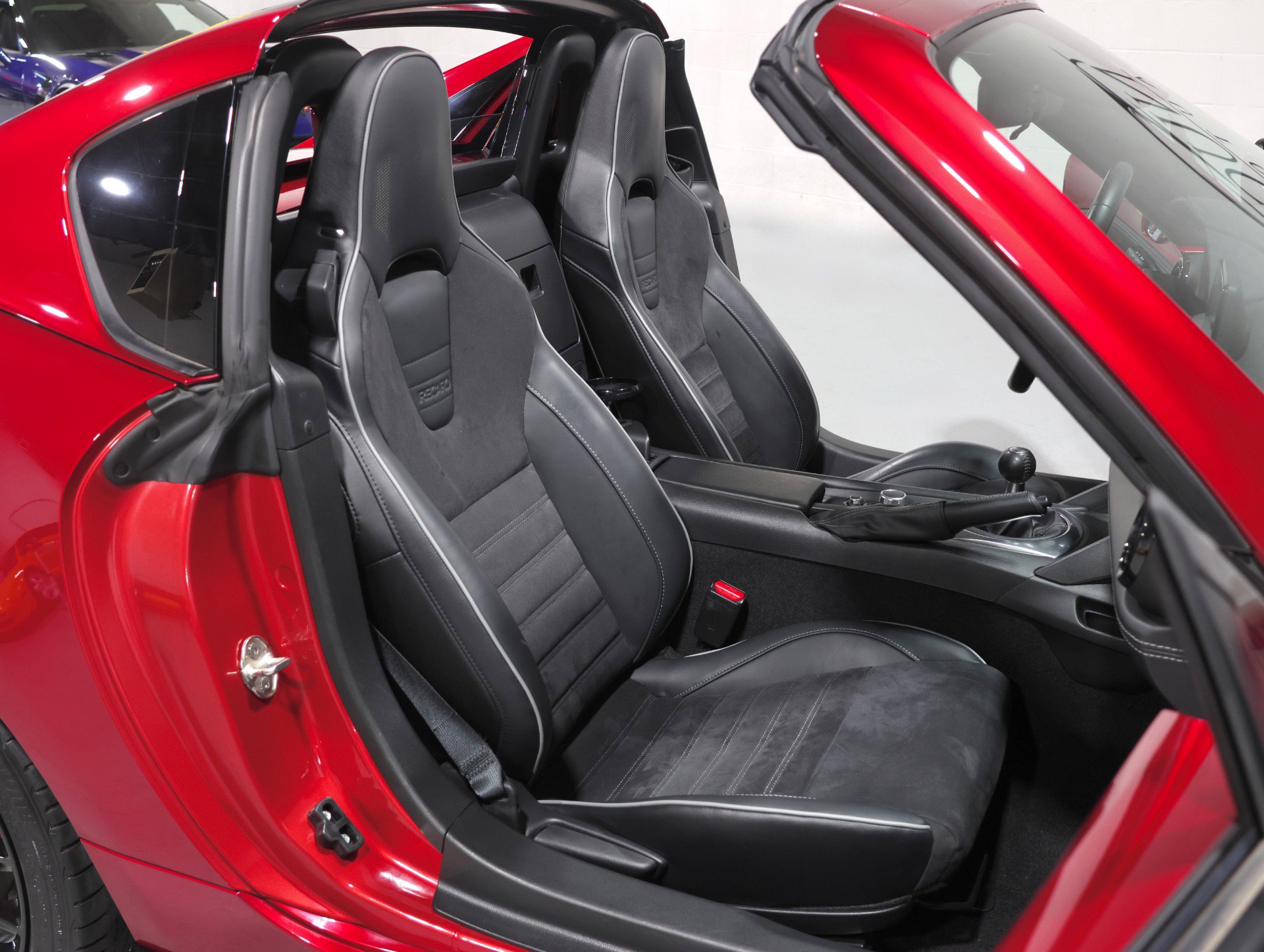 Used 2020 MAZDA MX-5 Miata RF Club w/ Brembo/BBS Recaro Package image 5