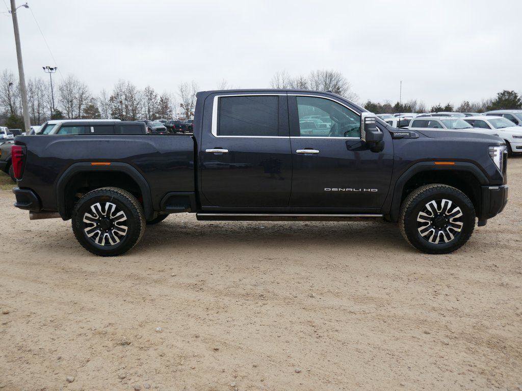 New 2026 GMC Sierra 2500 Denali Ultimate image 2