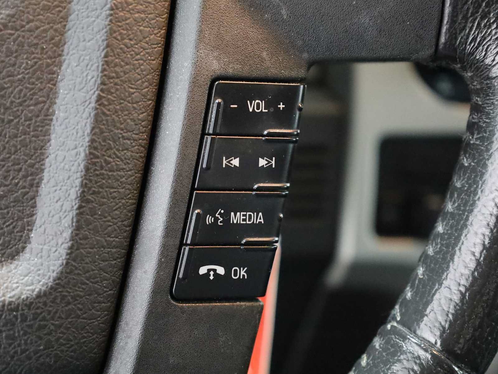 Used 2012 Ford F150 XLT w/ XLT Chrome Pkg AWD/4WD image 25