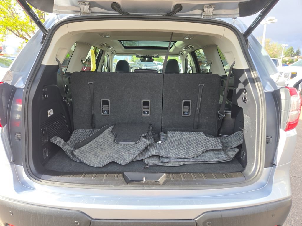 Used 2024 Subaru Ascent Limited w/ Technology Package AWD/4WD image 19