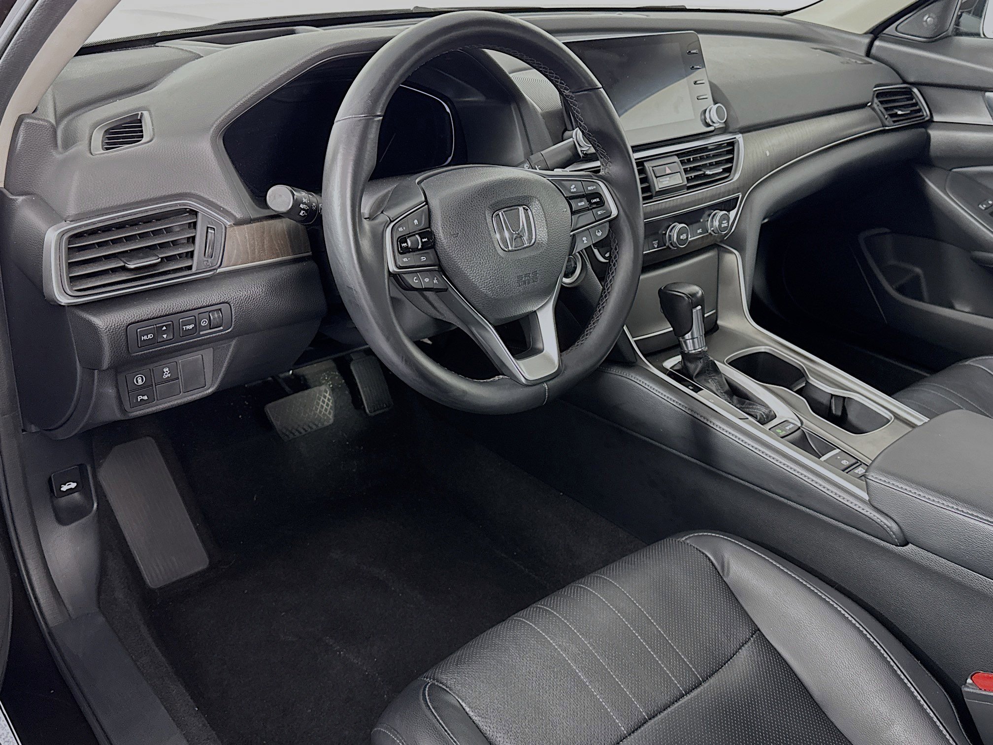 Certified 2018 Honda Accord Touring image 9