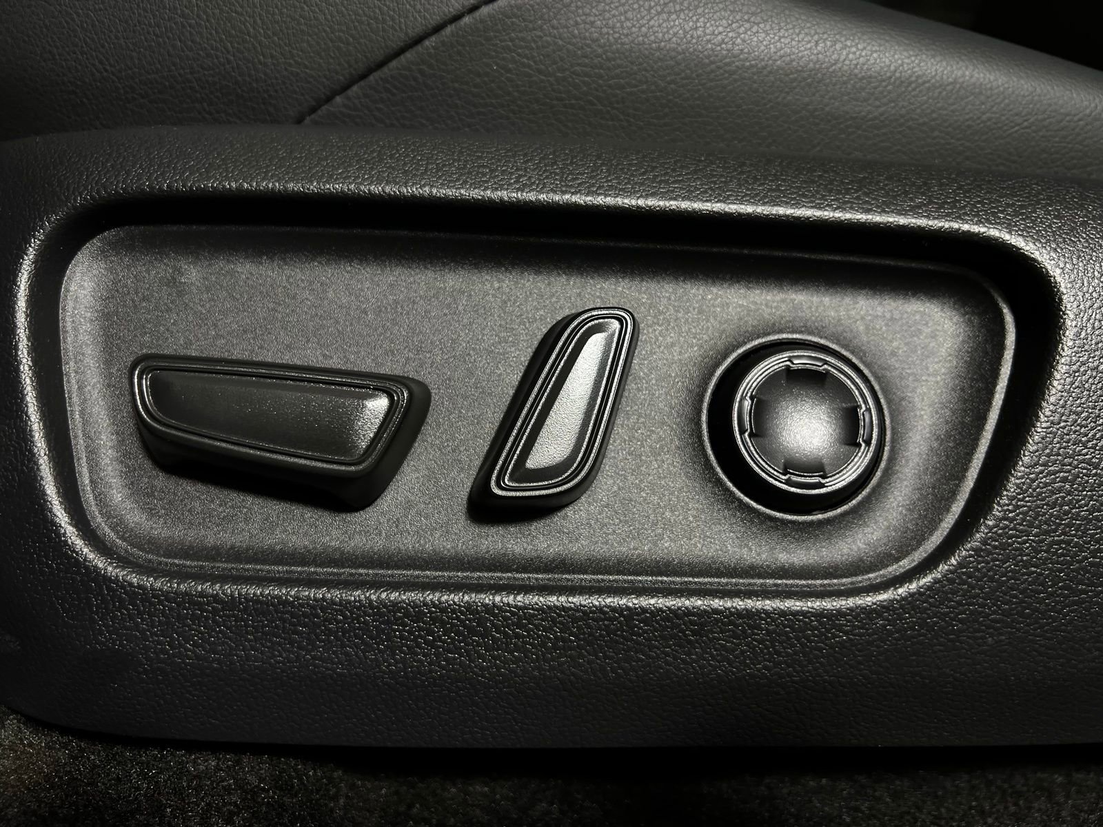 Certified 2026 Toyota 4Runner TRD Off-Road Premium image 14