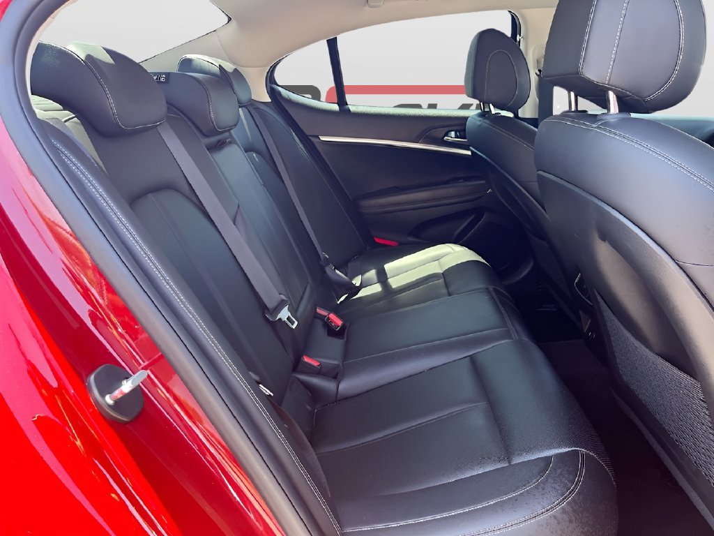Used 2023 Genesis G70 2.0T RWD image 27