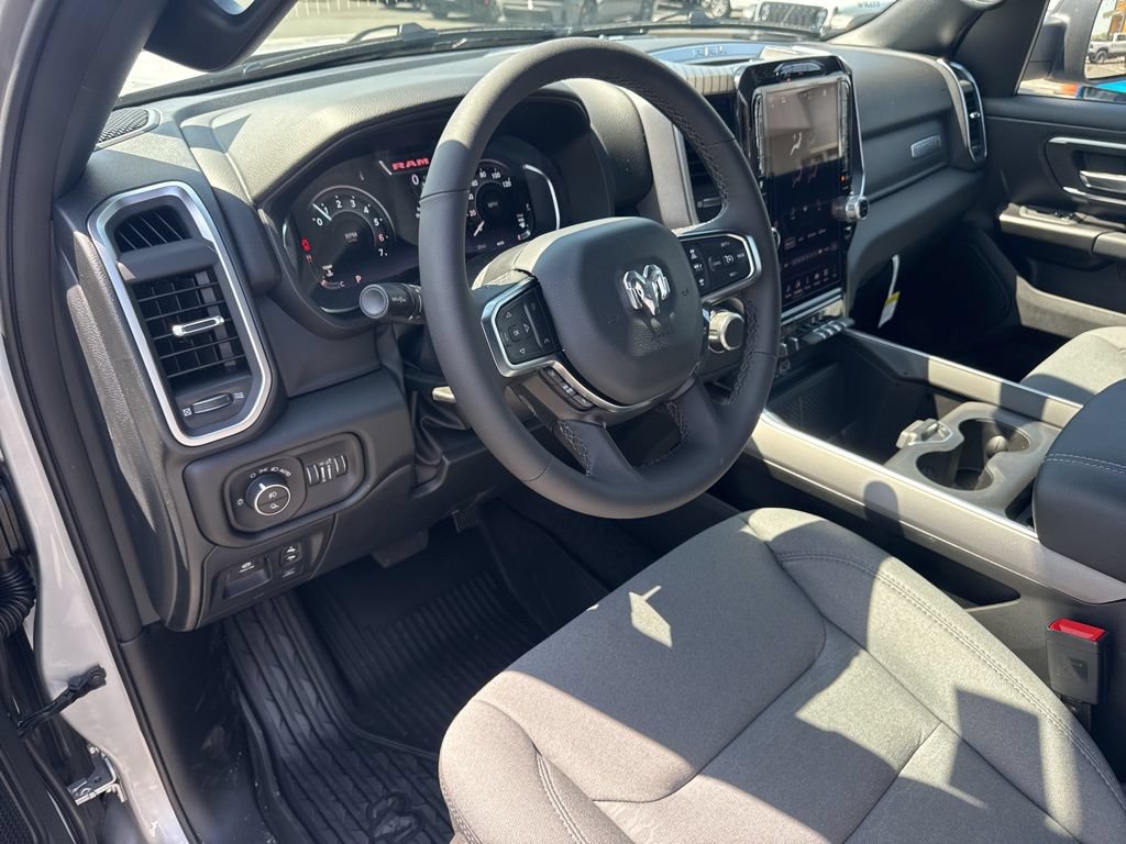 New 2026 RAM 1500 Big Horn AWD/4WD image 10