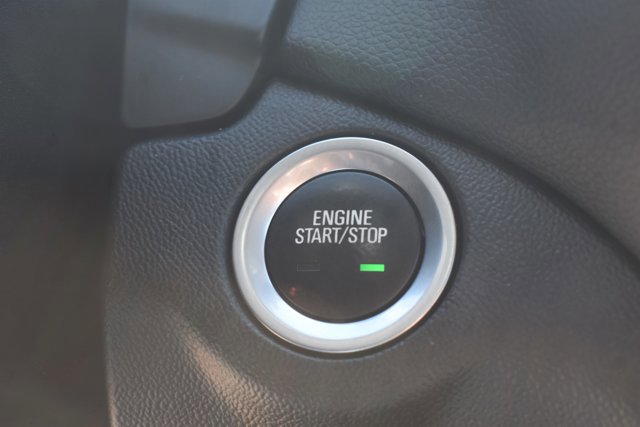 Used 2020 Chevrolet Equinox LT image 28