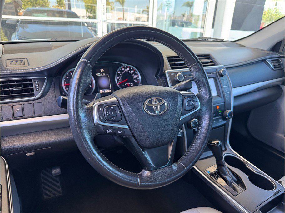 Used 2016 Toyota Camry SE w/ Protection Package (Q2) FWD image 23