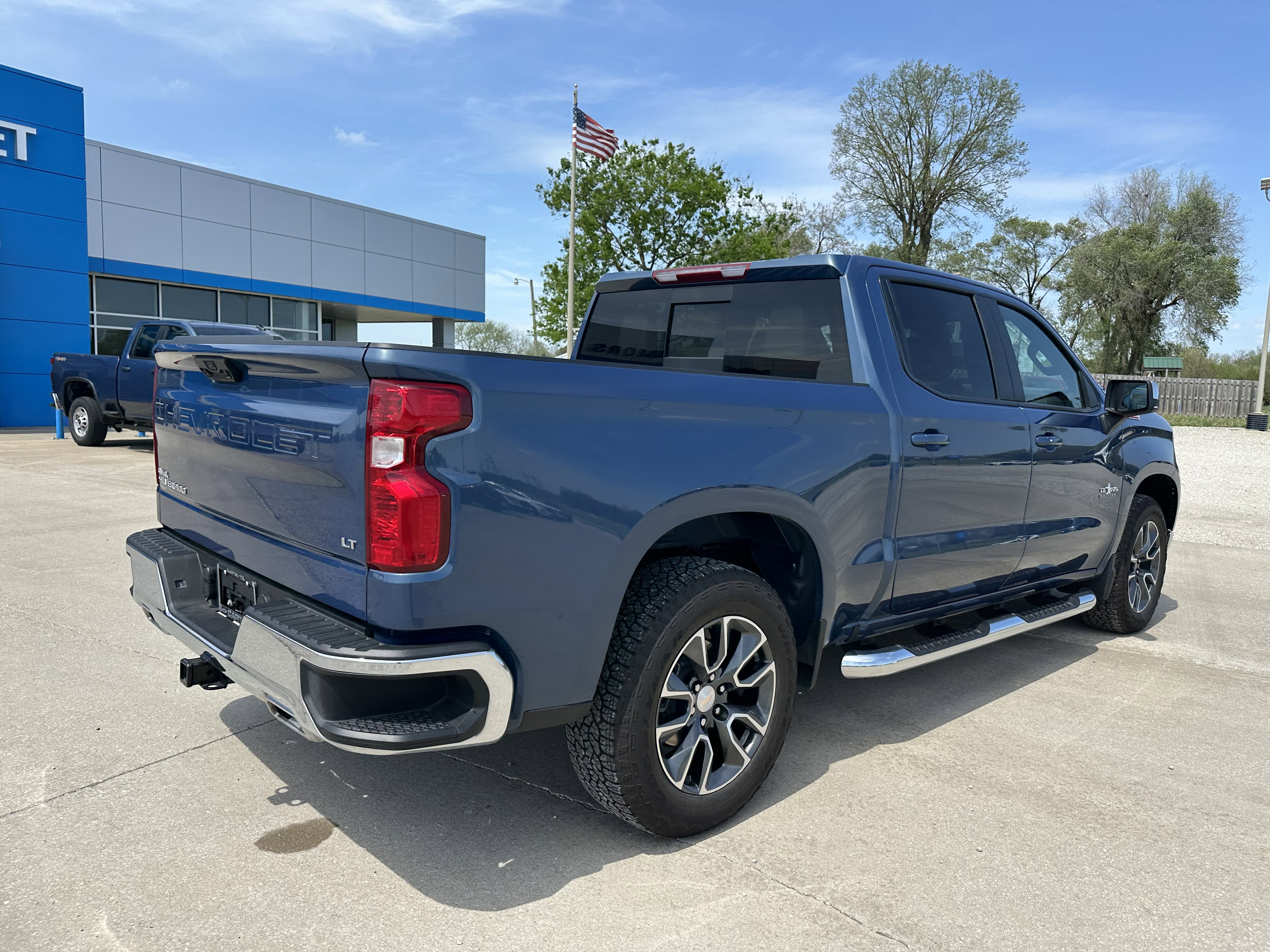 Used 2024 Chevrolet Silverado 1500 LT w/ Texas Edition Plus AWD/4WD image 3