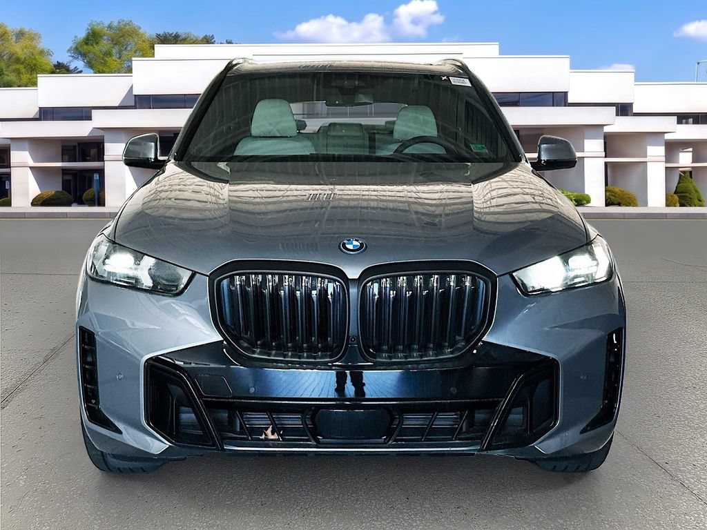 Used 2026 BMW X5 xDrive50e AWD/4WD image 2