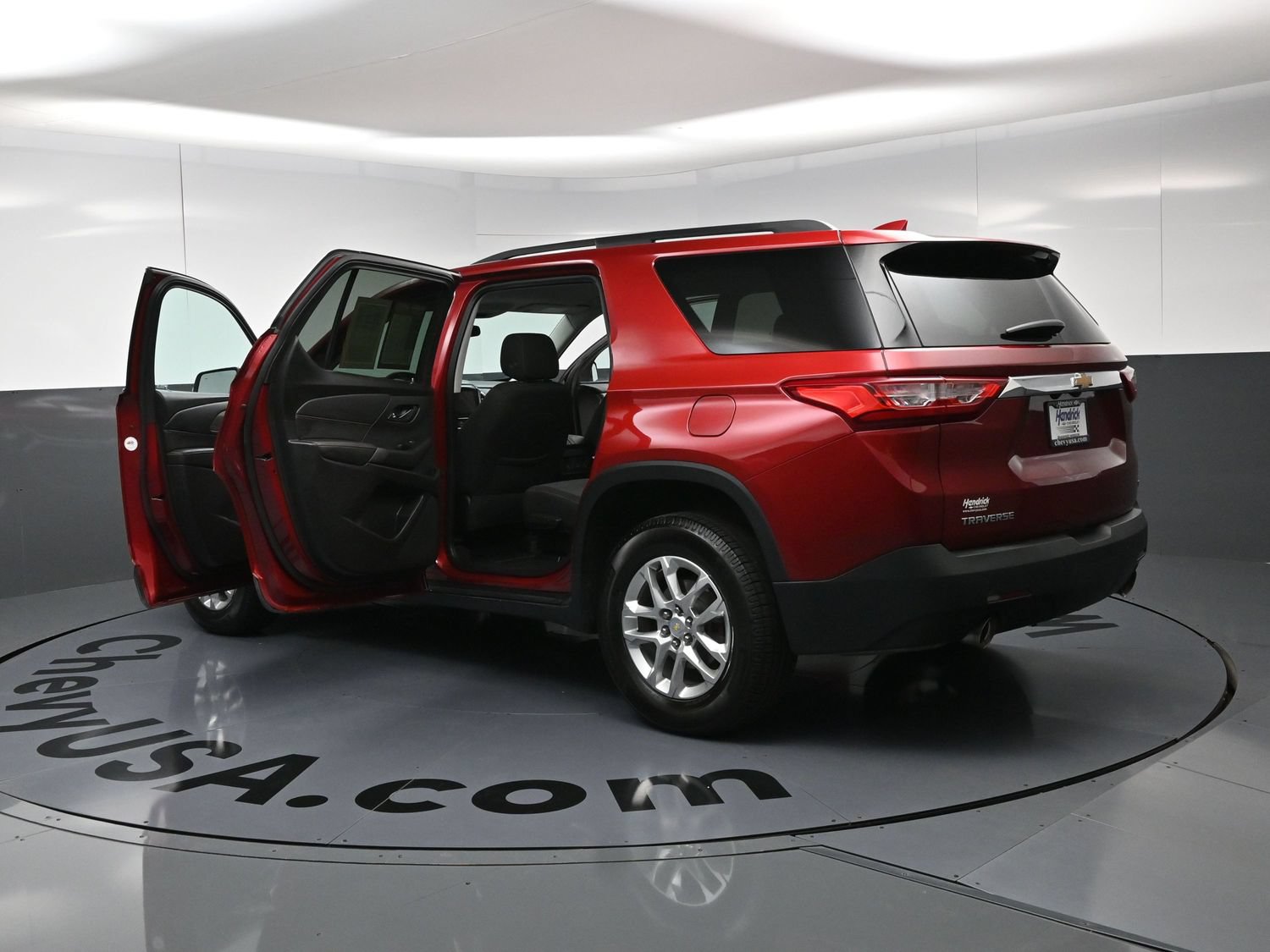 Used 2021 Chevrolet Traverse LT FWD image 28