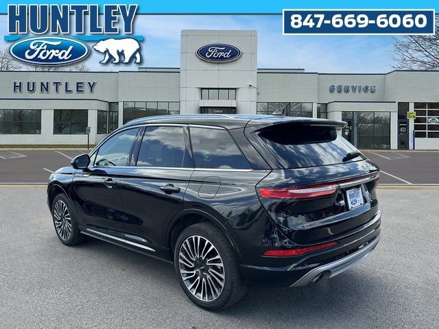 Used 2022 Lincoln Corsair AWD w/ Premium Package image 6