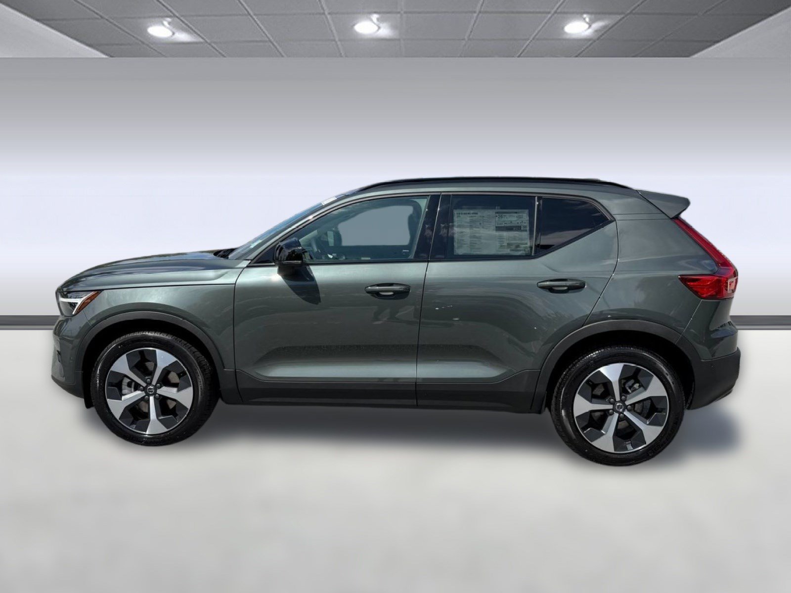 New 2026 Volvo XC40 B5 Plus w/ Climate Package AWD/4WD image 2