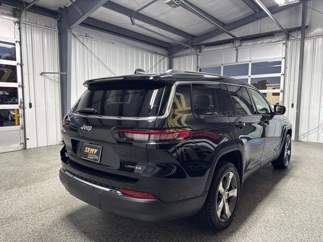 Used 2021 Jeep Grand Cherokee L Limited AWD/4WD image 26