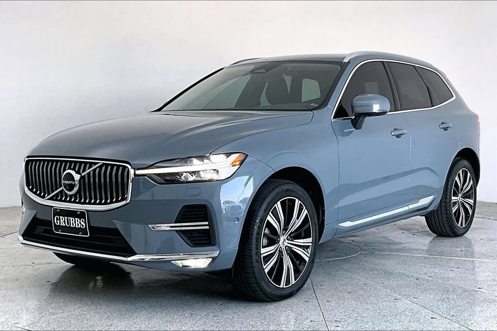 Certified 2023 Volvo XC60 B5 Plus AWD/4WD image 14