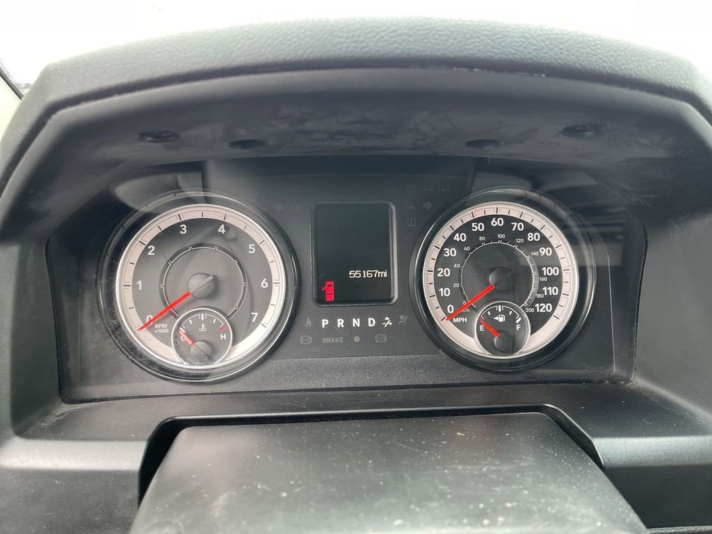 Used 2022 RAM 1500 Classic SLT image 5