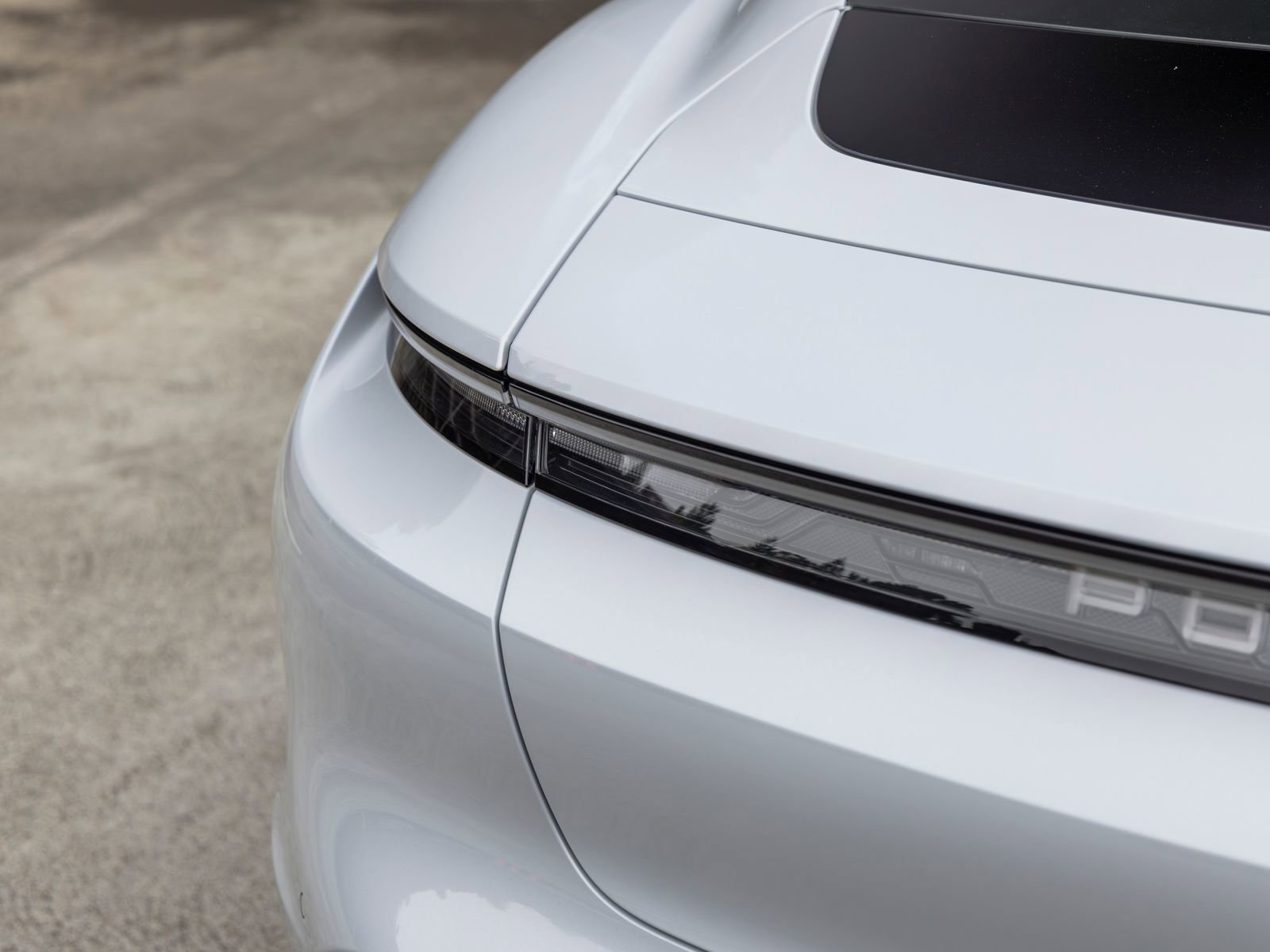 Certified 2025 Porsche Taycan RWD image 19