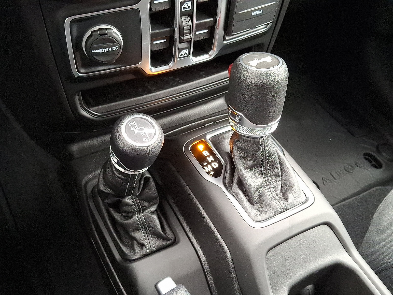 New 2025 Jeep Wrangler Unlimited Sport AWD/4WD image 8