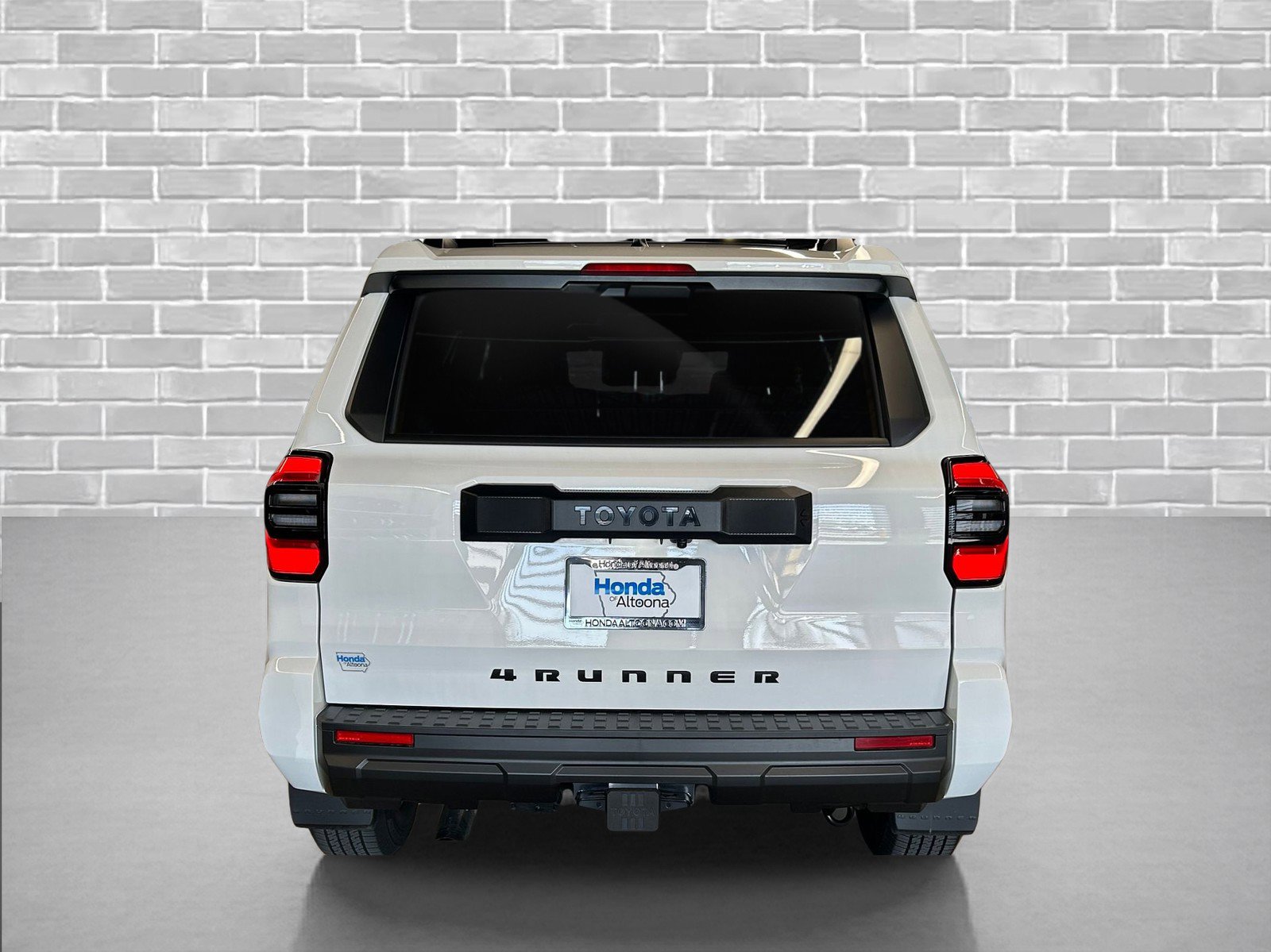 Used 2026 Toyota 4Runner SR5 image 4